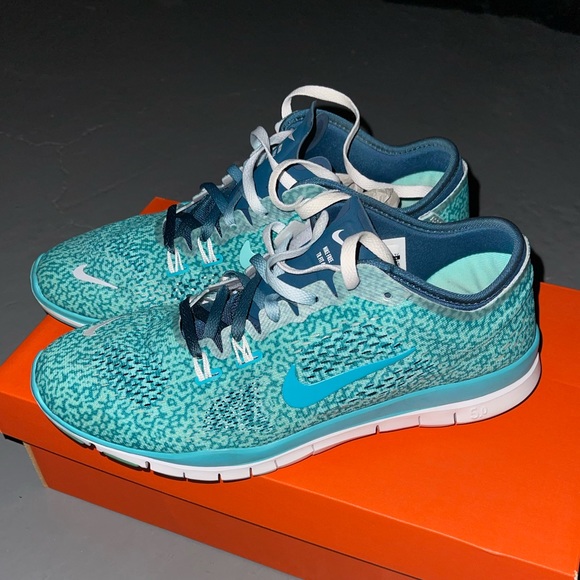 Nike Shoes - Nike TR Fit 5.0